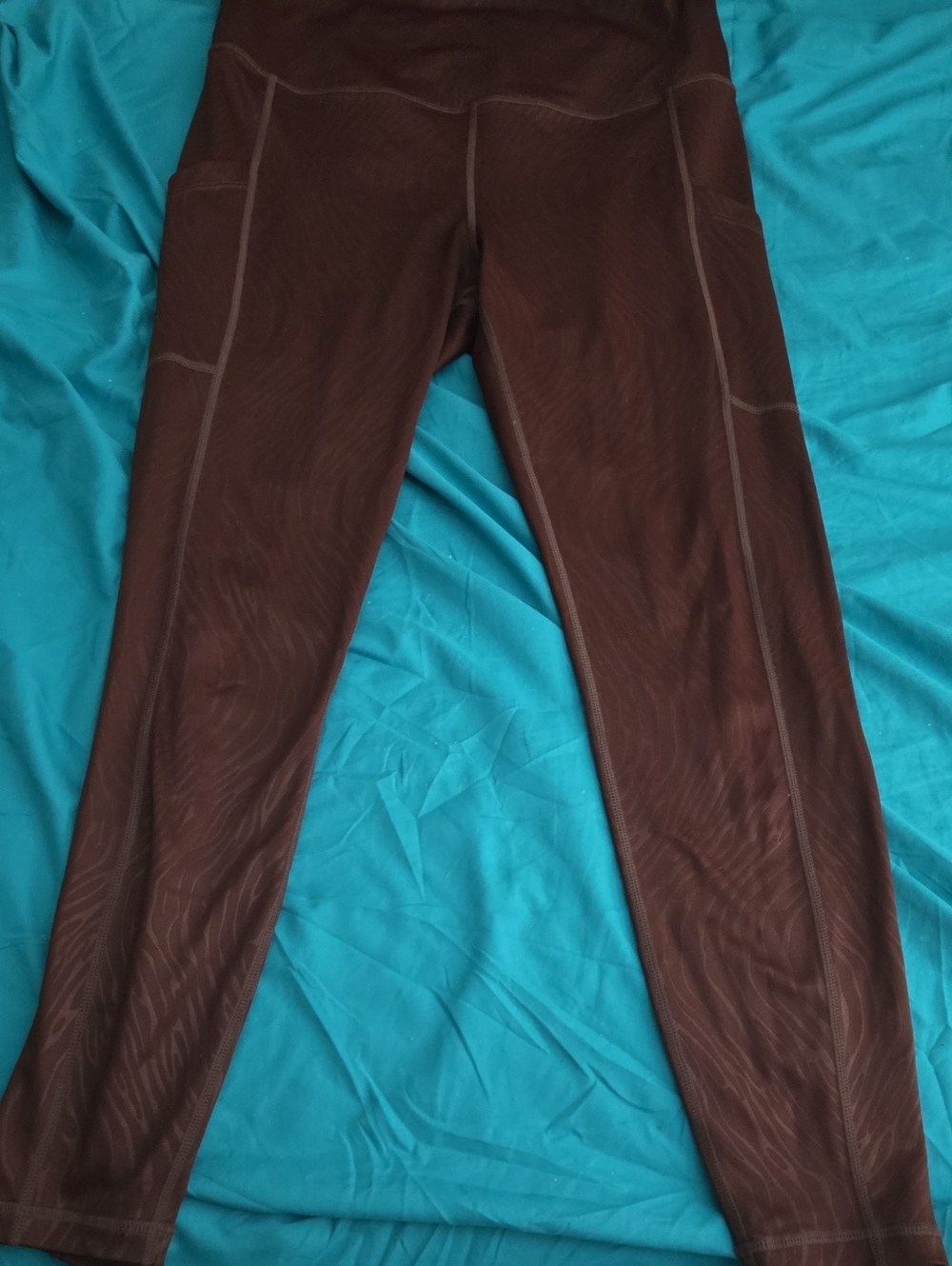 Love Her Burgandy Zebra Embossed Leggings Xl